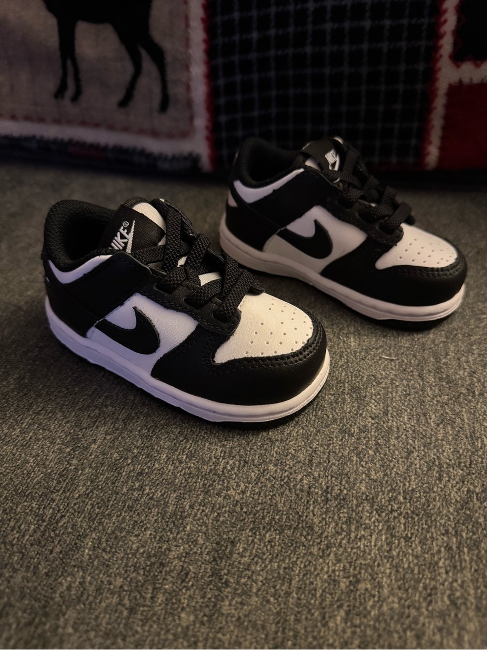 Brand New! Nike Kids Black and White Low-Top Sneakers